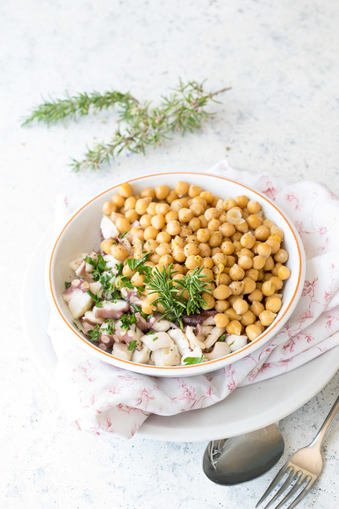 insalata calda di polpo e ceci